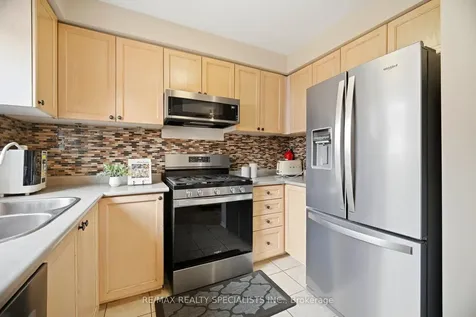 5131 Thornburn Drive Burlington ON L7L 6K2