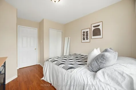 5131 Thornburn Drive Burlington ON L7L 6K2