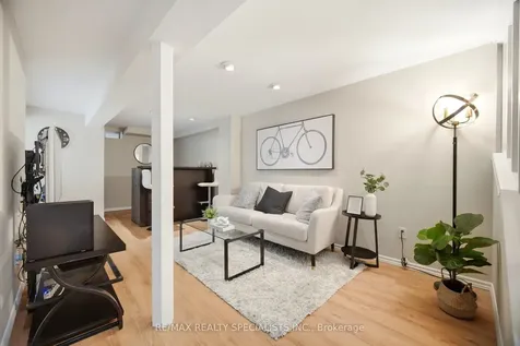 5131 Thornburn Drive Burlington ON L7L 6K2