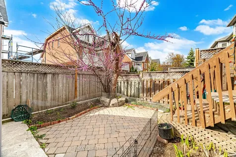 5131 Thornburn Drive Burlington ON L7L 6K2