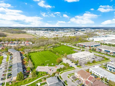 5131 Thornburn Drive Burlington ON L7L 6K2
