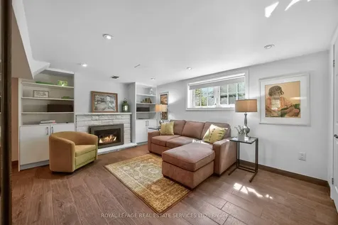 130 Thompson Avenue Toronto ON M8Z 3V2