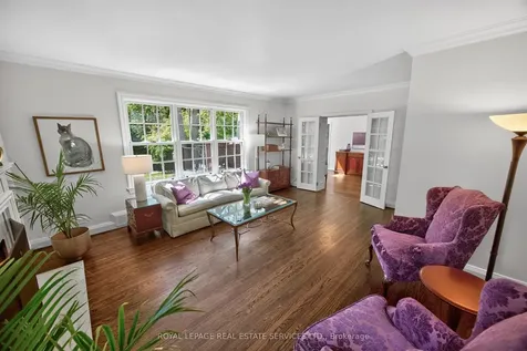 130 Thompson Avenue Toronto ON M8Z 3V2