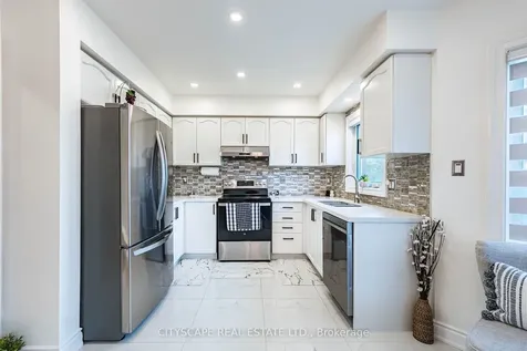 6681 Jazzy Mews Mississauga ON L5W 1S2