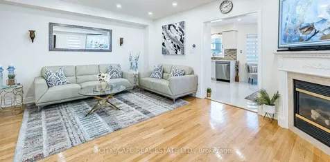 6681 Jazzy Mews Mississauga ON L5W 1S2