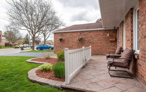 108 Floribunda Crescent Brampton ON L6T 4S2
