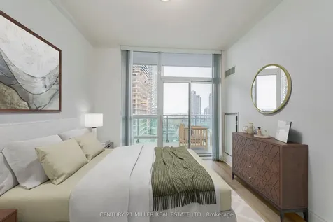 16 Brookers Lane Toronto ON M8V 0A5