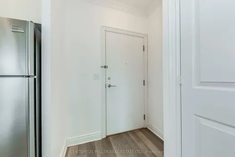 16 Brookers Lane Toronto ON M8V 0A5
