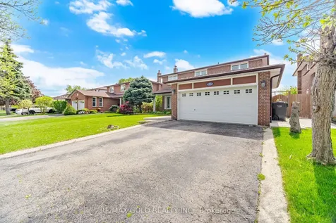 277 Centre Street N Brampton ON L6V 2R3