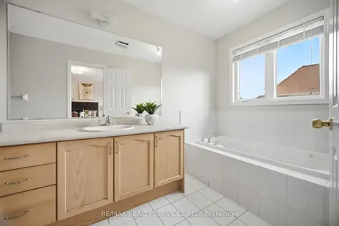 84 Pomell Trail Brampton ON L6P 3L6