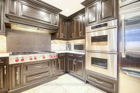 3650 Baird Court Mississauga ON L5L 4T4
