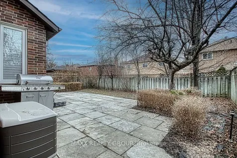 3650 Baird Court Mississauga ON L5L 4T4