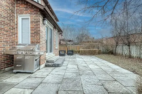 3650 Baird Court Mississauga ON L5L 4T4
