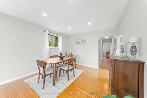 71 Belmont Drive Brampton ON L6T 2K5