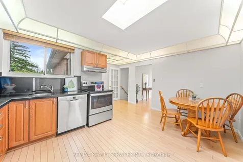 71 Belmont Drive Brampton ON L6T 2K5
