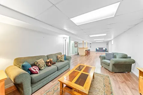 71 Belmont Drive Brampton ON L6T 2K5