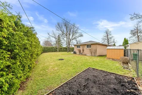 71 Belmont Drive Brampton ON L6T 2K5