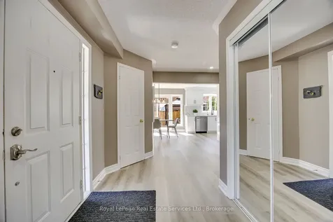 5636 Emma Drive Burlington ON L7L 6W7
