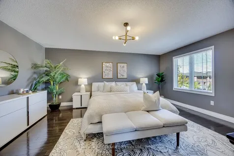 5636 Emma Drive Burlington ON L7L 6W7
