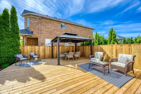 5636 Emma Drive Burlington ON L7L 6W7