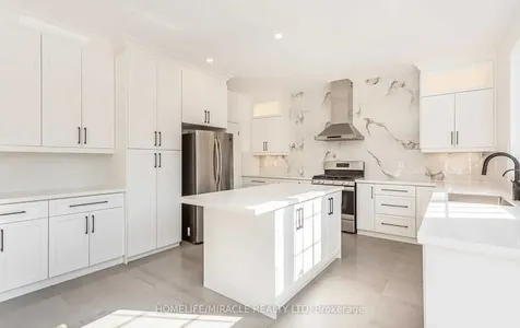 1 Pali Drive Brampton ON L6P 1G3