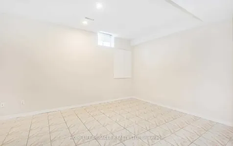 1 Pali Drive Brampton ON L6P 1G3