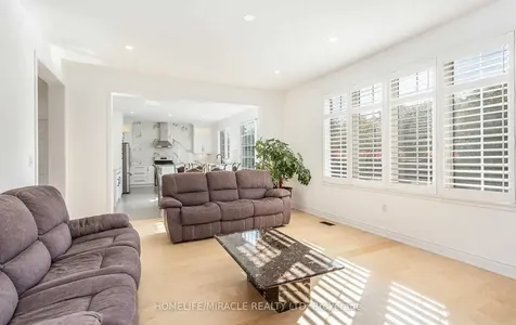 1 Pali Drive Brampton ON L6P 1G3
