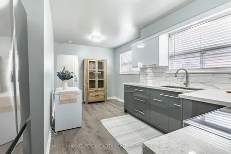 19 Garfield Crescent Brampton ON L6V 1V7