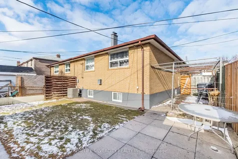 19 Garfield Crescent Brampton ON L6V 1V7