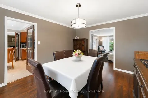437 Shoreacres Road Burlington ON L7L 5N2