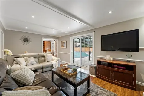 437 Shoreacres Road Burlington ON L7L 5N2