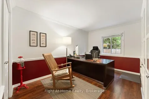 437 Shoreacres Road Burlington ON L7L 5N2