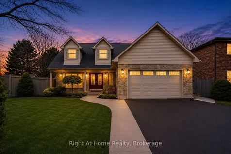 437 Shoreacres Road Burlington ON L7L 5N2
