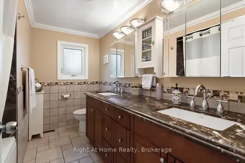 437 Shoreacres Road Burlington ON L7L 5N2