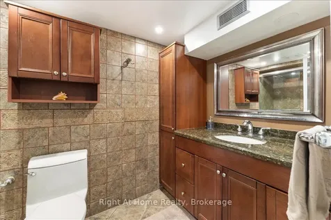437 Shoreacres Road Burlington ON L7L 5N2