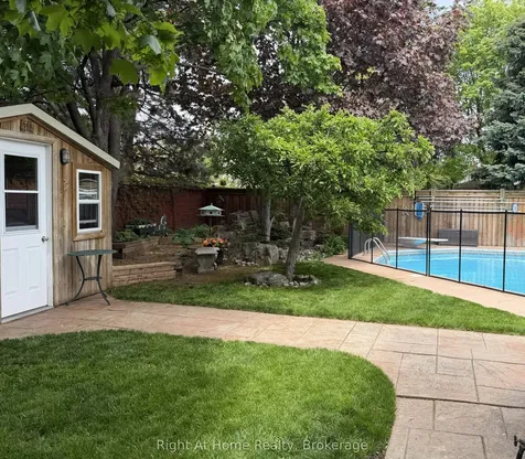 437 Shoreacres Road Burlington ON L7L 5N2