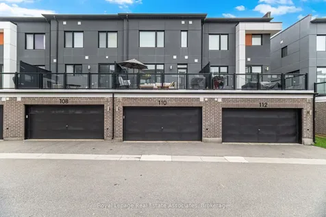 110 Huguenot Road Oakville ON L6H 0J6