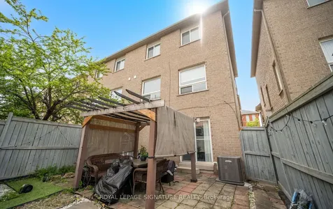 7155 Magistrate Terrace Mississauga ON L5W 1Y8