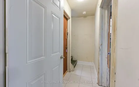 226 Bicknell Avenue Toronto ON M6M 4G9