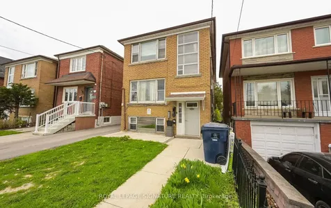 226 Bicknell Avenue Toronto ON M6M 4G9