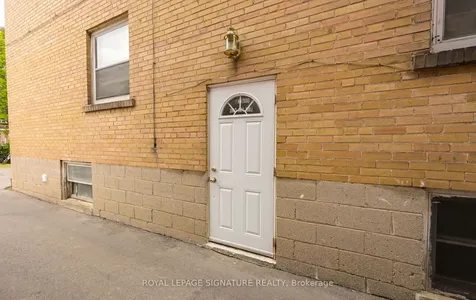 226 Bicknell Avenue Toronto ON M6M 4G9
