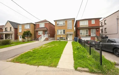 226 Bicknell Avenue Toronto ON M6M 4G9