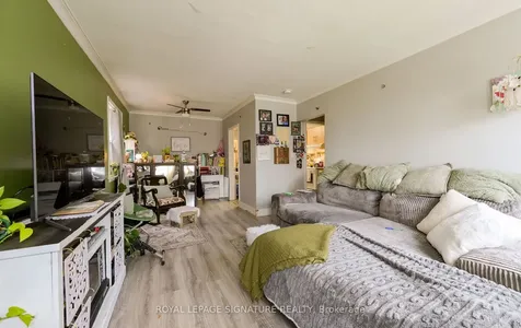 226 Bicknell Avenue Toronto ON M6M 4G9
