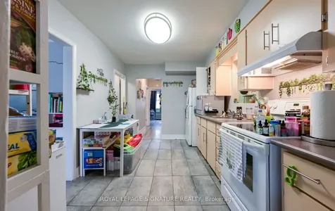 226 Bicknell Avenue Toronto ON M6M 4G9