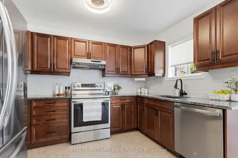 5398 Langford Road Burlington ON L7L 7M6