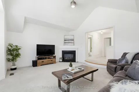 5398 Langford Road Burlington ON L7L 7M6