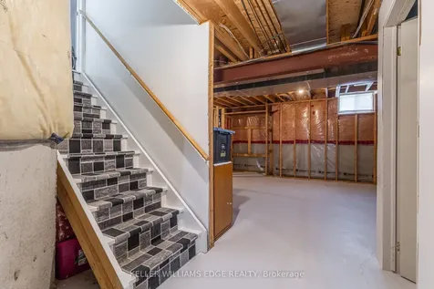 5398 Langford Road Burlington ON L7L 7M6