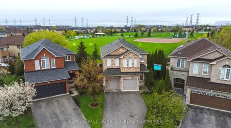7226 Lowville Heights Mississauga ON L5N 8L3