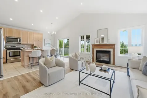 7226 Lowville Heights Mississauga ON L5N 8L3