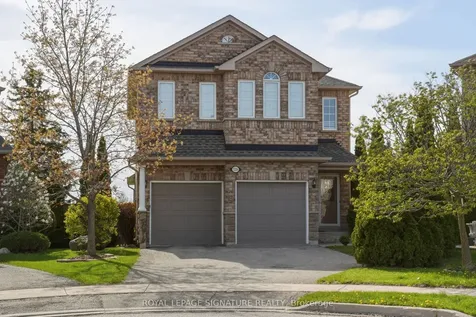 7226 Lowville Heights Mississauga ON L5N 8L3